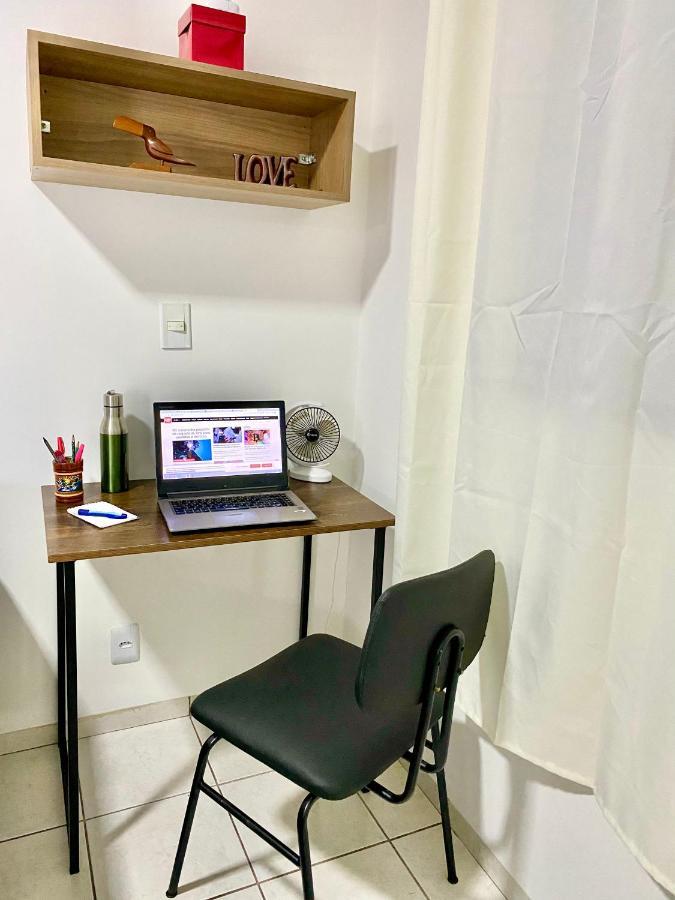 Apto No Centro Perto Do Shopping Com 2 Quartos De Casal Arcond Wifi Fibra Homeoffice E Garagem Em Dourados Extérieur photo