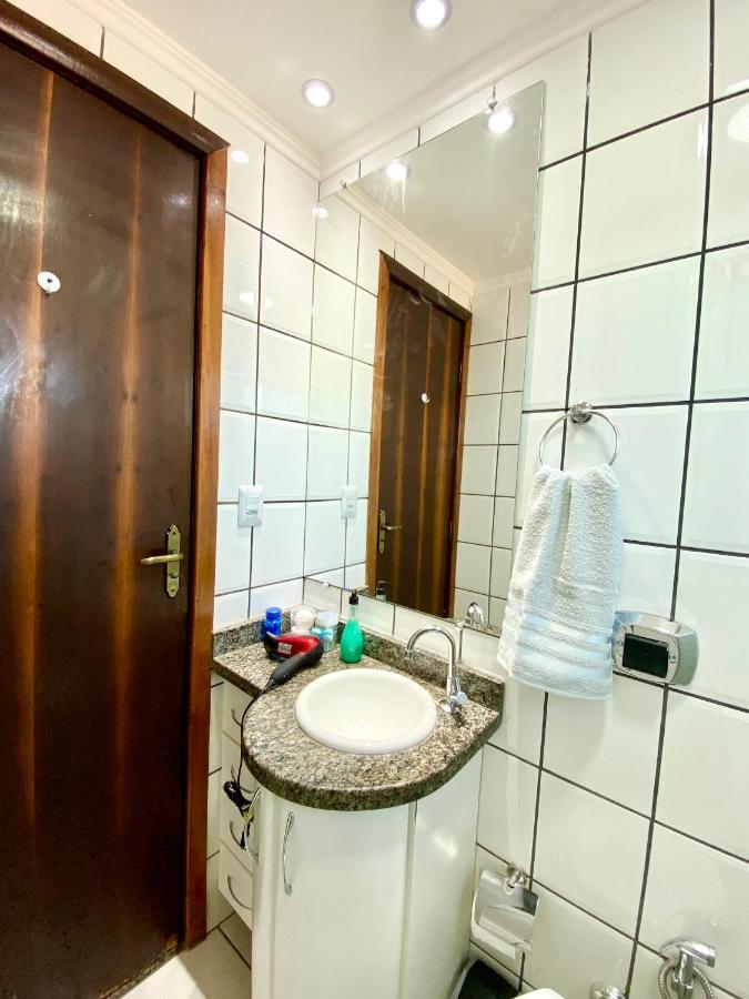 Apto No Centro Perto Do Shopping Com 2 Quartos De Casal Arcond Wifi Fibra Homeoffice E Garagem Em Dourados Extérieur photo