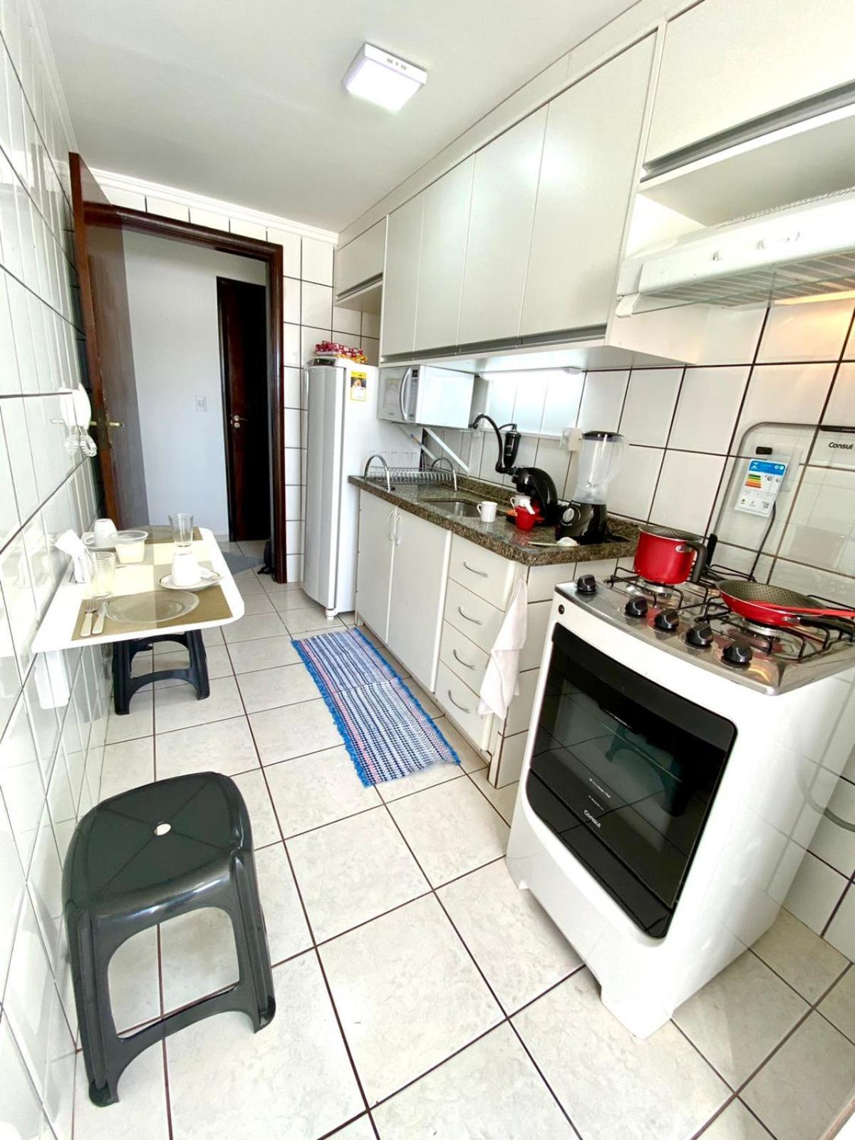 Apto No Centro Perto Do Shopping Com 2 Quartos De Casal Arcond Wifi Fibra Homeoffice E Garagem Em Dourados Extérieur photo